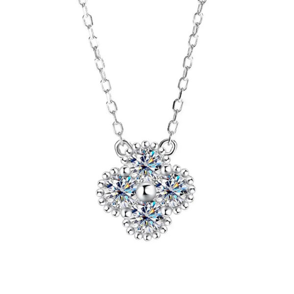 1.2CT Lucky Grass Moissanite Necklace for Women Fine Jewelry 925 Sterling Silver Diamond Pendants Necklaces Valentine's Day Gift