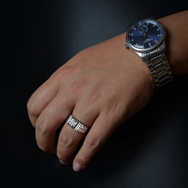 027be7c961fc7d8a Business high-end Mozambican stone one-carat diamond four-claw inlay shape of the men's ring domineering holiday gifts