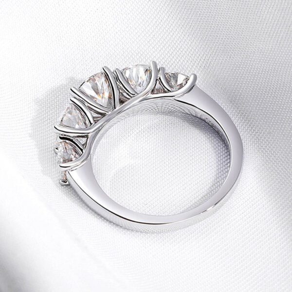 Smyoue Plated 3.6CT All Moissanite Rings for Women 5 Stones Sparkling Diamond Wedding Band S Sterling Sier Jewelry GRA