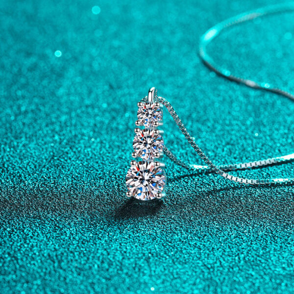 07293d5f02e71326 KNOBSPIN D VVS1 Moissanite Diamond for Woman Wedding Jewely with GRA Sterling Sliver Plated White Gold Necklace