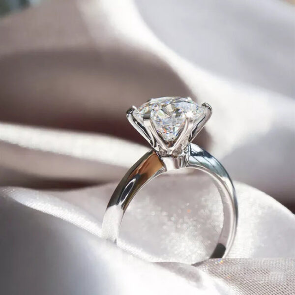 Classic 6 Prongs 5 Carat Round Moissanite Rings Sterling Sier Plated 14K Gold High Clarity D Color Diamond Woman Jewelry