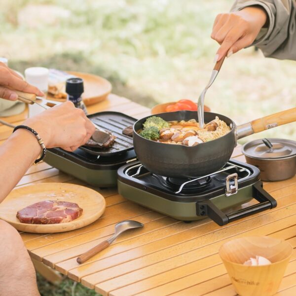 Naturehike Outdoor Camping Gas Stove Foldable 2 in 1 Burner with Grill Plate Portable Camping Gas Stove 2 Adjustable Burners Piezo Ignition Compatible with Isobutane Fuel Mix