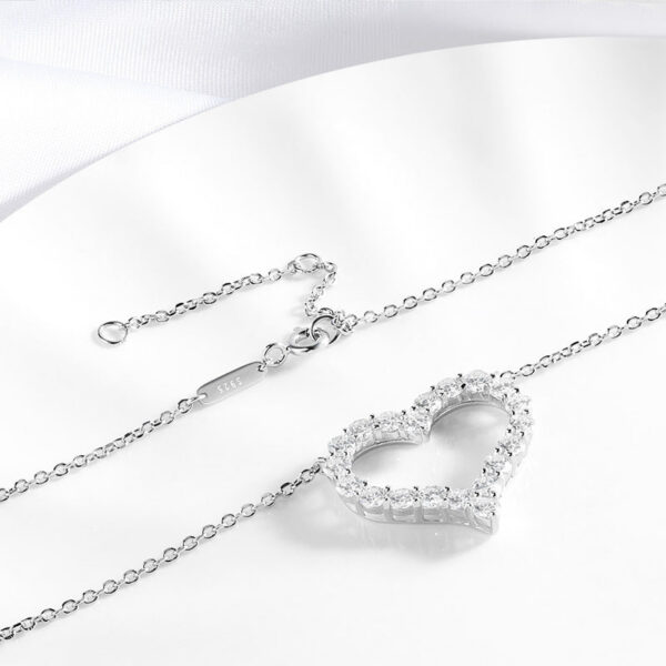 Smyoue 2CT Pass Tested Moissanite Heart Necklace for Women S Sier Plated Platinum Simulated Diamonds Pendant Birthday Gift