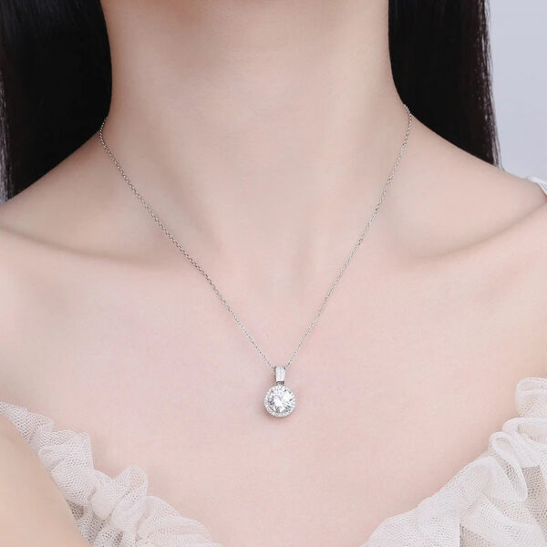 158ba880f9e6382c NeeTim 2Carat Moissanite Necklace For Women 100% Sterling S Sier With White Gold Plated Lab Diamond Jewelry Wedding Pendant