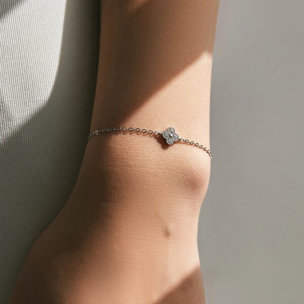 MODIAN 925 Sterling Silver Exquisite Lucky Four Leaf Clover CZ Link Chain Stackable Sweet Bracelet For Women Daily Fine Jewelry