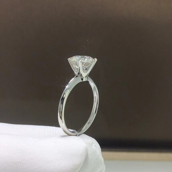 Classic 6 Prongs 5 Carat Round Moissanite Ring Sterling Sier Plated 14K Gold High Clarity D Color Diamond Rings Woman Jewelry
