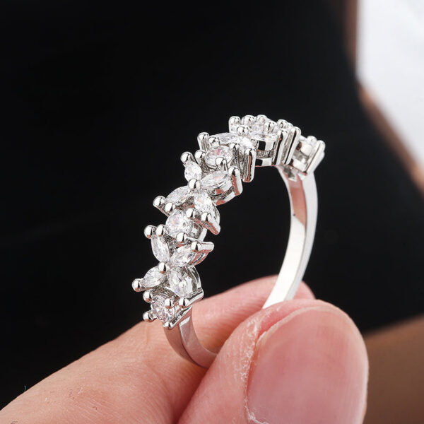 1d087e292d3f9d8b Female Small Natural Diamond Stone Sterling Sier Engagement Ring Vintage Wedding Rings for Women