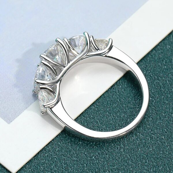 5 Stones 3.6CT All Moissanite Rings for Women Plated Sterling Sier Wedding Band Sparkling Diamonds Fine Jewelry GRA