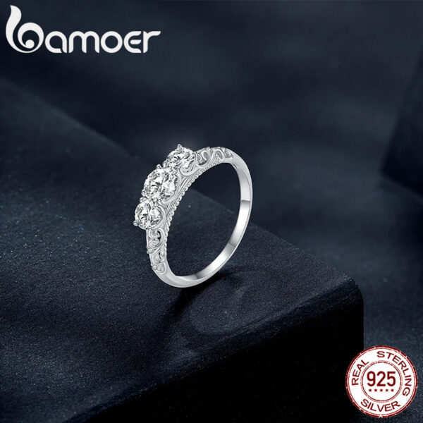 BAMOER 1.1CTTW Round Moissanite for Women, White Gold Plated D Color VVS1 Lab Diamond Sterling Sier Engagement Ring