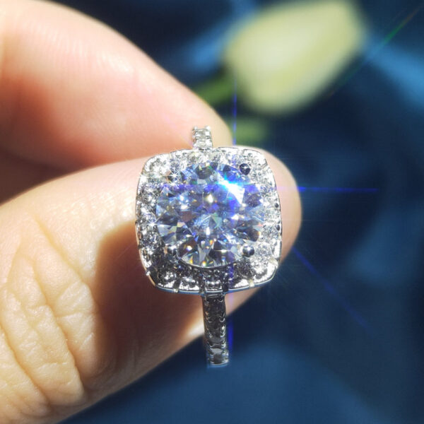 29e3e5d0f80a30fb 100% Moissanite 1CT 2CT 3CT Brilliant Diamond Halo Engagement Rings For Women Girls Promise Gift Sterling Sier Jewelry