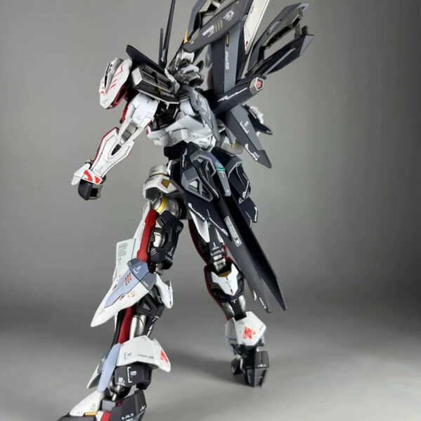 Gundam Model HG 1/144 Kingly Heresy Assembly Model Movable Joints  Collectible Robot Kits Mobile Suit Gundam Models Kids Gift