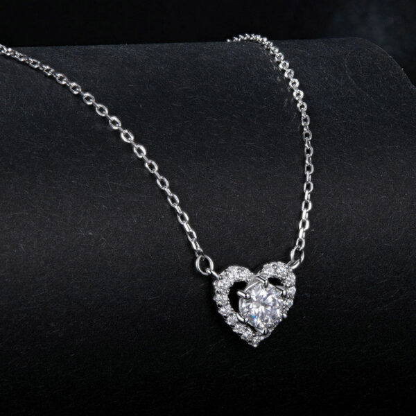 Bamoer U 0.5CT Moissanite Necklace Heart Diamond Pendant Adjustable Choker for Women Sterling Sier Wedding Lover Gift
