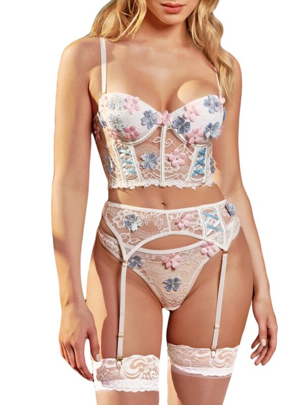 3076e0e032477741 WDIRARA Women's Floral Lace Push Up Garter Lingerie Set with Stockings