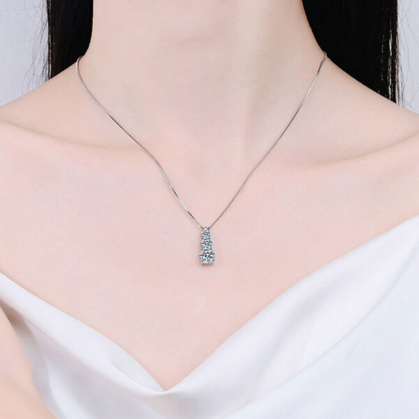 38d74874b52cf5ac KNOBSPIN D VVS1 Moissanite Diamond for Woman Wedding Jewely with GRA Sterling Sliver Plated White Gold Necklace