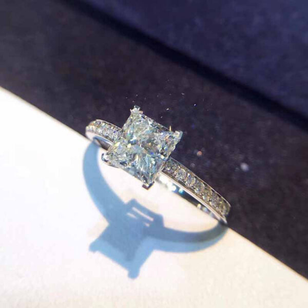 CC Jewelry Fashion Rings For Women Sier Color Simple Design Princess Square Wedding Engagement Bijoux Drop Shipping CC631