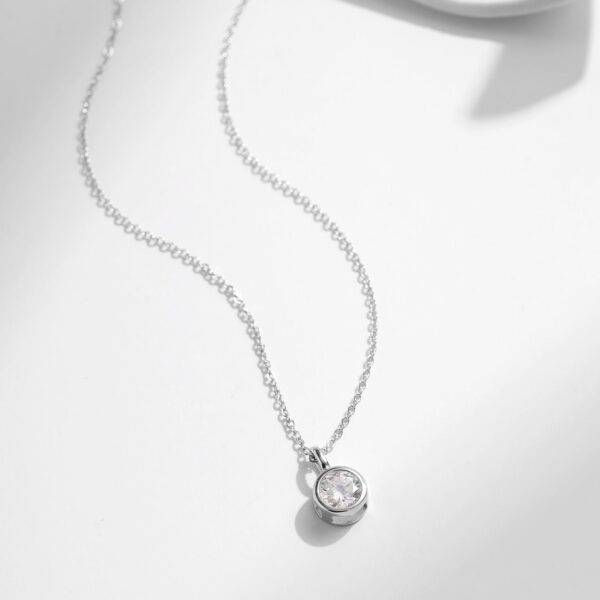MODIAN 1 Carat D Color Round Bezel Setting Moissanite Pendant Necklace Sier Lab Diamond Women Jewelry With Certificate Box