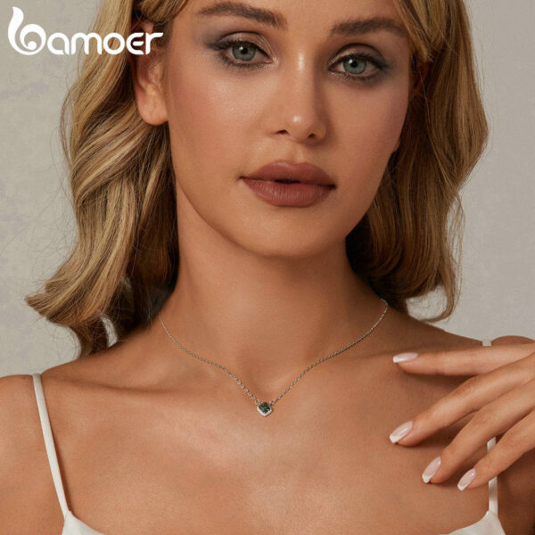 BAMOER Square Green Moissanite Sterling Sier Pendant White Gold Plated VVS1 Lab Diamond Necklace for Women