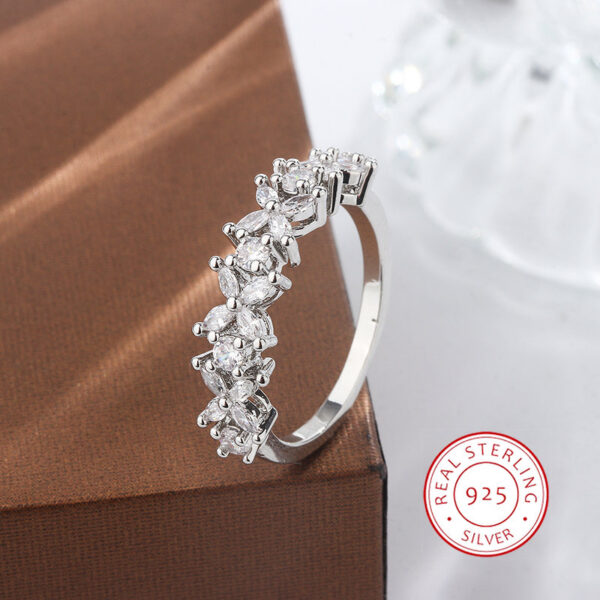 40f99baf27e09377 Female Small Natural Diamond Stone Sterling Sier Engagement Ring Vintage Wedding Rings for Women
