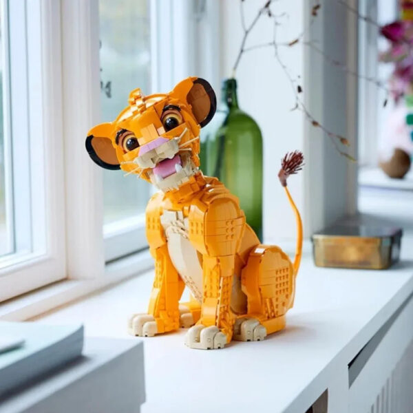 Creative Young Simbaed The Lion Building Blocks Sets,Gift Idea For Adults And Movie Fans, Compatible With Legoed Particles