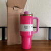 4ba82368273cb196 New Chocolate Gold US STOCK Cosmo Pink Quencher H2.0 Co-Branded 40oz Mugs With Handle Insulated Tumblers Lid Straw Stainless Steel Coffee Valentines Day Cup