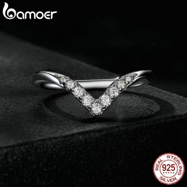 Bamoer V-shape Moissanite Delicate Lab Diamond Ring Sterling Sier for Women Engagement Wedding Jewelry