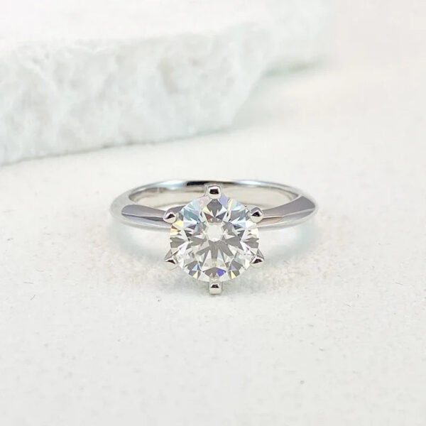 NeeTim 5 Carat Moissanite Ring For Women Sterling Sier Plated White Gold D Color Diamond Engagement Wedding Band Fine Jewelry