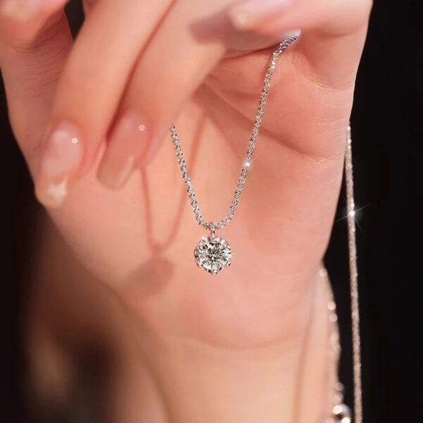 1-2ct Super Sparkling Moissanite Diamond Pendant Necklaces for Women Wedding Party Jewelry S925 Silver Cauliflower Chain Jewelry