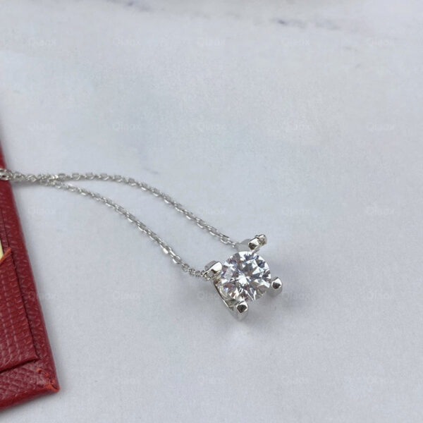 538033c9570deeb3 Hot-selling classic sterling Sier Bull Head Single diamond necklace women's fashion simple brand jewelry party gift