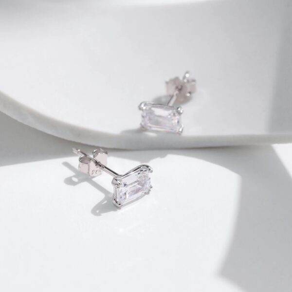 MODIAN 925 Sterling Silver Simple Emerald Cut CZ Stud Earrings Hypoallergenic Earrings For Women Wedding Engagement Fine Jewelry