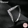 Bamoer V-shape Moissanite Delicate Lab Diamond Ring Sterling Sier for Women Engagement Wedding Jewelry