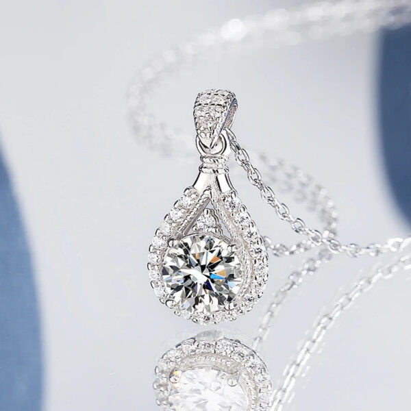 LORIELE 100% Real Moissanite Necklace Women Vvs Round Cut Diamond Pendant for Girlfriend Jewelry S Sterling Sier Gra