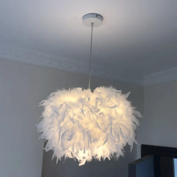 Mordern Pendant E27 Holder Fairy Hanging Lamp Goose Feather Bedroom Dining Room Loft Chandelier Ceig Light