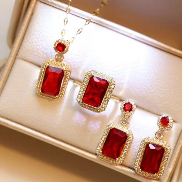 4PCS Sets Exquisite Quadrate Rhinestone Necklace Earrings Ring Set Charm Ladies Jewelry Fashion Bridal Gifts