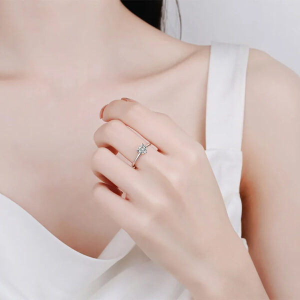 Smyoue White Gold 0.5ct 5mm Heart Cut Moissanite Ring for Women S Solid Sier Lab Diamond Wedding Band Jewelry GRA