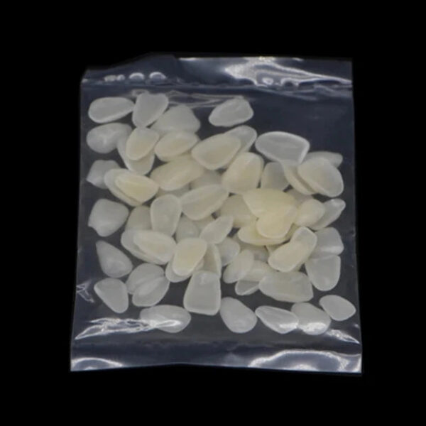 50Pcs Dental Temporary Crown Ultra-Thin Resin Teeth Veneers Whitening Porcelain Upper Anterior Tooth Repair Dentistry Oral Care
