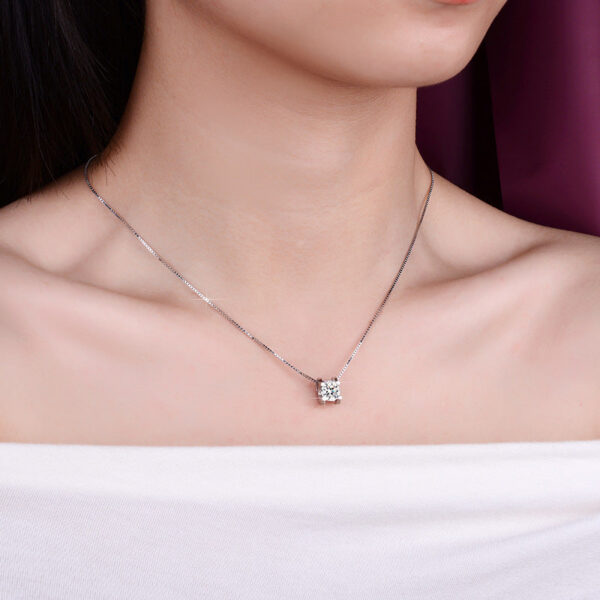 719c78dbc6088421 QUKE Real Moissanite Square Pendant Necklace D Color VVS1 Lab Diamonds Sterling Sier for Women Wedding Fine Jewelry PE032
