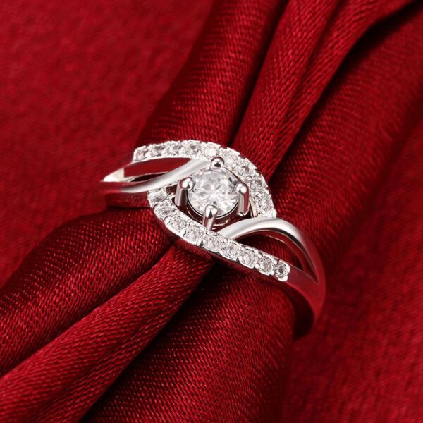 72521614e96afa05 New Streetwear Sier Color Shiny Zircon Diamond for Women Wedding Party Gifts Fine Jewelry Engagement Rings