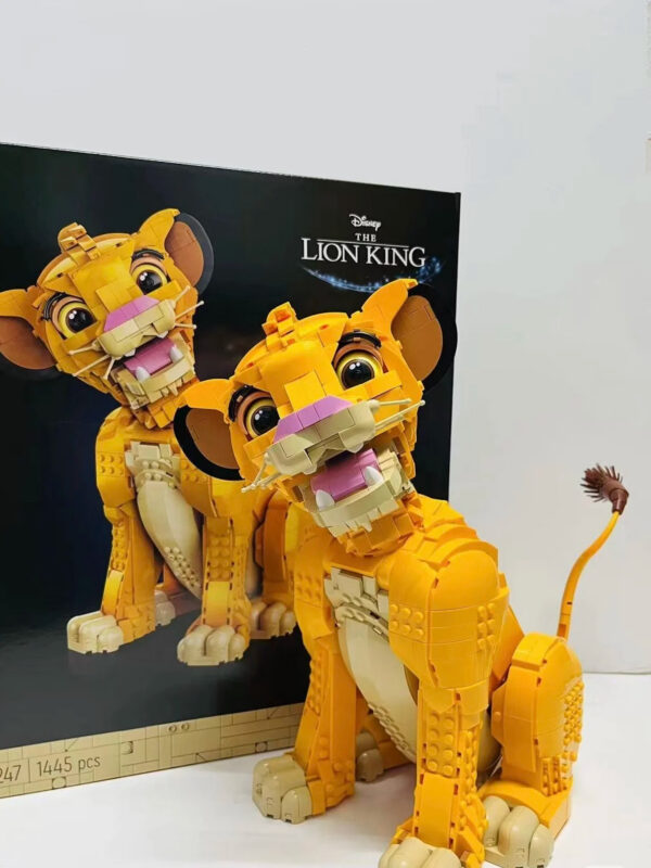 Creative Young Simbaed The Lion Building Blocks Sets,Gift Idea For Adults And Movie Fans, Compatible With Legoed Particles