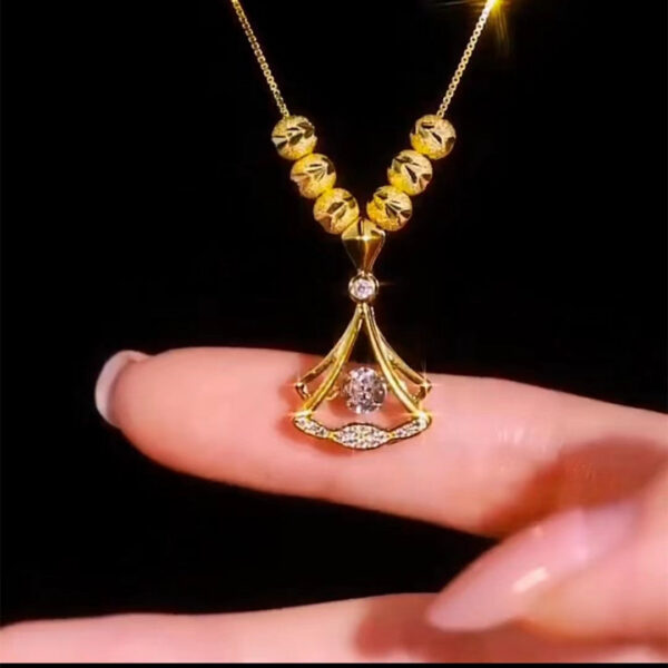 Authentic Gold Diamond Ginkgo Leaf Pendant Necklace Women's Exquisite Jewelry Gift Simple Zircon Neckchain