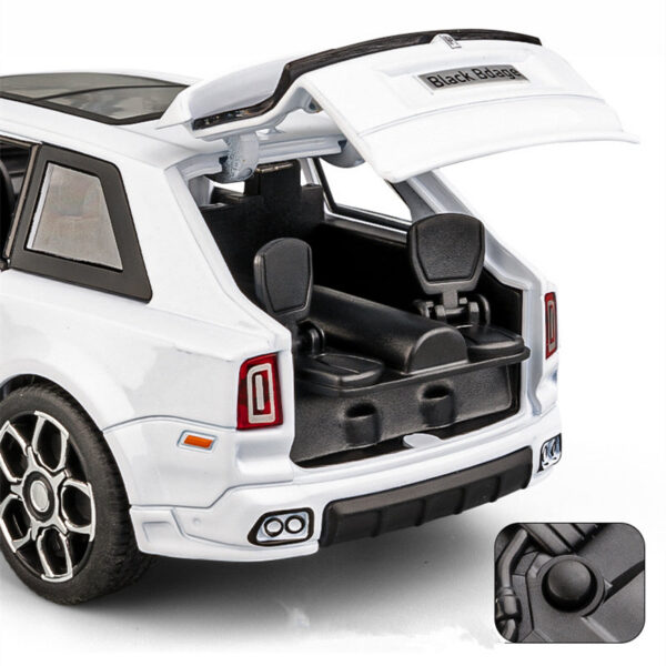 1:32 Rolls Royce SUV Culan Alloy Car Diecasts Metal Model Simulation Sound and Light Collection Childrens Gifts