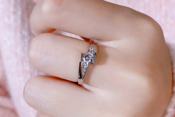 With Certified Original Sier Ring 0.5 Carat Zirconia Diamond Engagement Wedding Band Fine Jewelry Accessories for Women