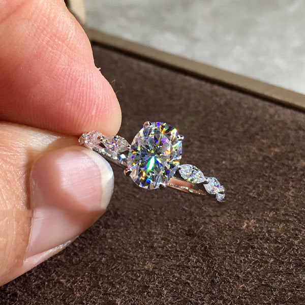 8937f803792b3dbb Exquisite Oval Moissanite Gemstone Female Jewelry Engagement Ring Six-claw Set Is More Shiny Than Diamond Gift