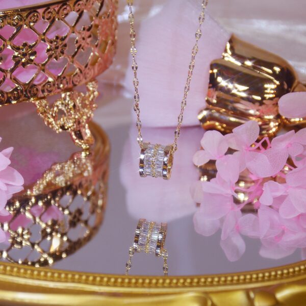 8d7ffcfcf6164263 Korea Fine Jewelry 14k Real Gold Plated Micro-inlaid Zircon Flashing Diamond Letter Necklace Clavicle Chain Necklaces for Woman