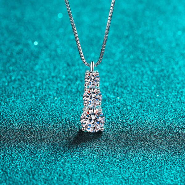 90f42ed00e728252 KNOBSPIN D VVS1 Moissanite Diamond for Woman Wedding Jewely with GRA Sterling Sliver Plated White Gold Necklace