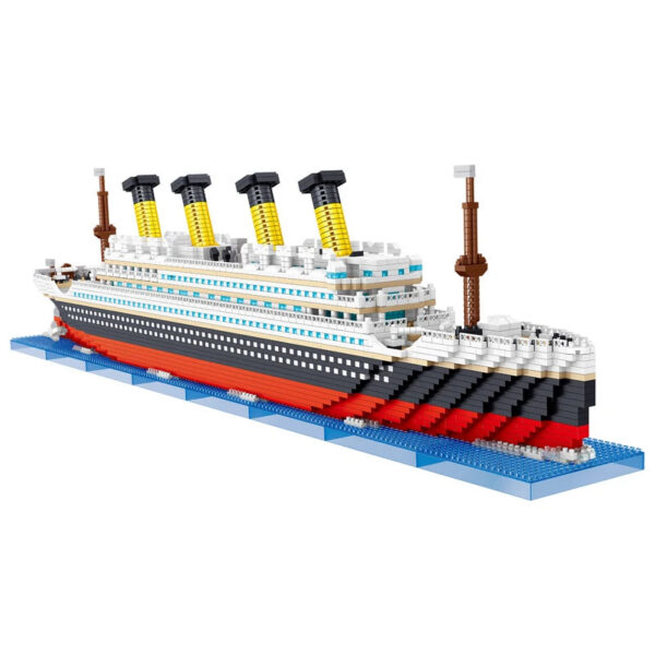 922d5c0ed46ab5b8 4404PCS Titanic Building Blocks Cruise Ship Mini Assemble Bricks Model DIY Toys Kits Desktop Decoration Holiday Gifts For Adult