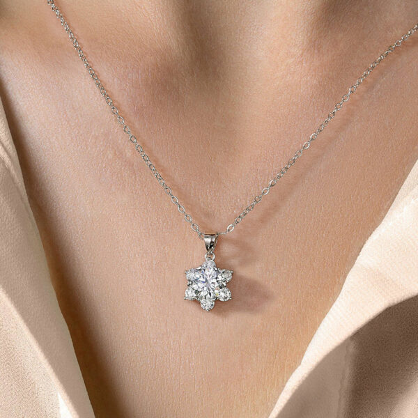Stylever Snowflake Moissanite Diamond Pendant for Women Gift Sterling Sier Necklace Sparkling Wedding Fine Jewelry