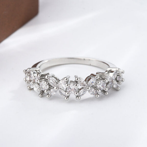 96c65050f9d25a5c Female Small Natural Diamond Stone Sterling Sier Engagement Ring Vintage Wedding Rings for Women