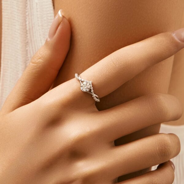 9735e256c4222ca7 MODIAN Crown D Color Moissanite Ring Delicate Lab Diamond Ring 925 Sterling Silver For Women Wedding Engagement Jewelry