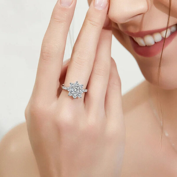 Real Moissanite Sterling Sier For Women 1/2CT Suower Brilliant Diamond Plated Wedding Jewelry Ring with Certificate