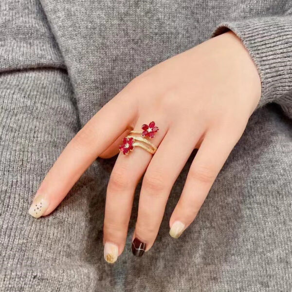 a34d63387244074e Vintage Delicate Floral Ruby Female Stamp Temperament Inlaid Full Of Diamond Opening Ring Party Birthday Gift